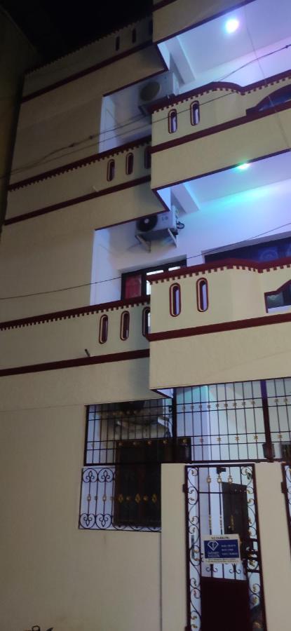 Villa Souhayl Homestay ปอนดิเชอรี ภายนอก รูปภาพ